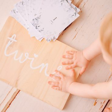tarjetas seguimiento bebé embarazo-twins-bcnletters-personalizados