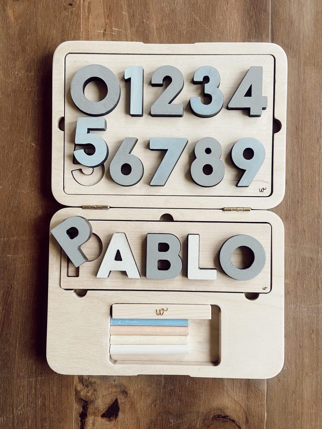 Ordenador-puzzle-nombre-personalizado-numeros-madera-twins