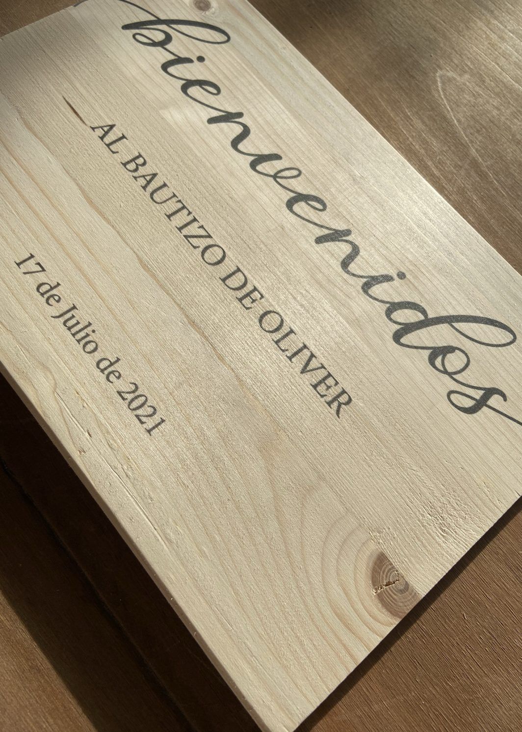 Cartel madera personalizado bienvenida bautizo twins barcelona