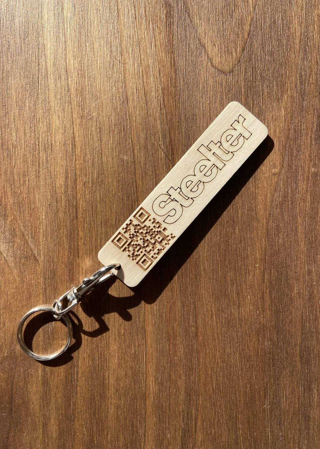 llavero madera personalizado con nombre Barcelona